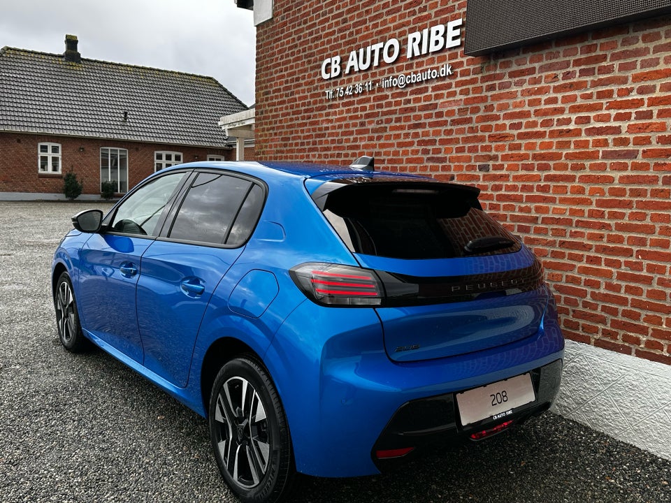 Peugeot 208 1,2 PureTech 100 Allure 5d