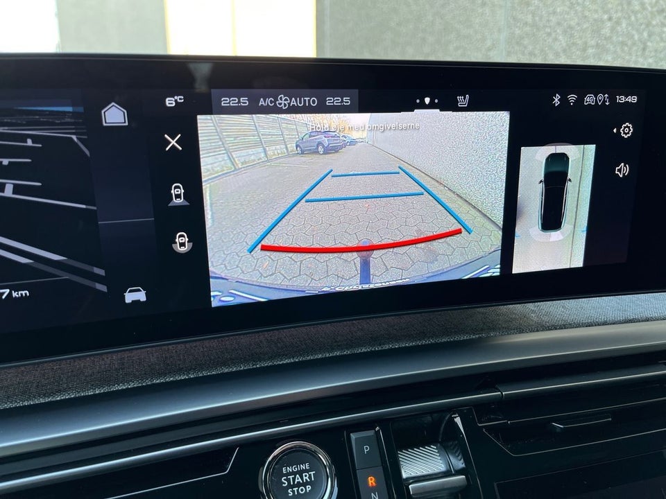 Peugeot e-3008 77 GT 5d