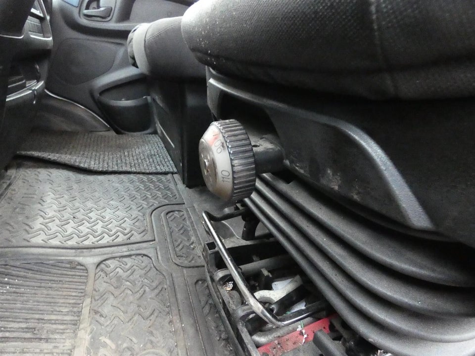 Iveco Daily 2,3 35S16 3750mm Lad AG8 2d