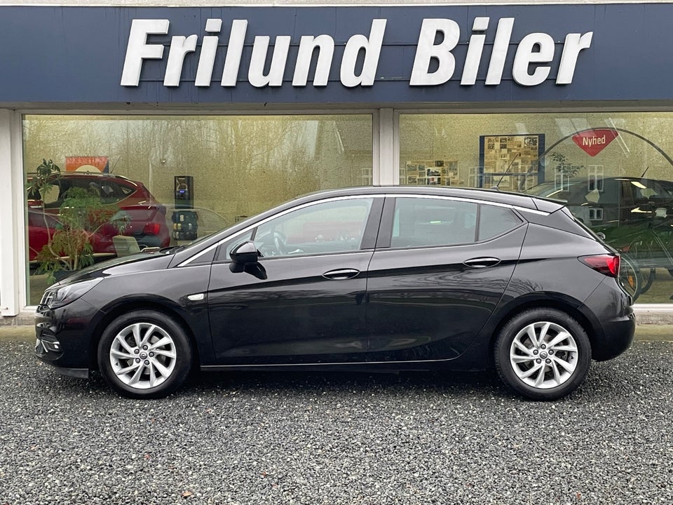 Opel Astra 1,2 T 110 Elegance 5d