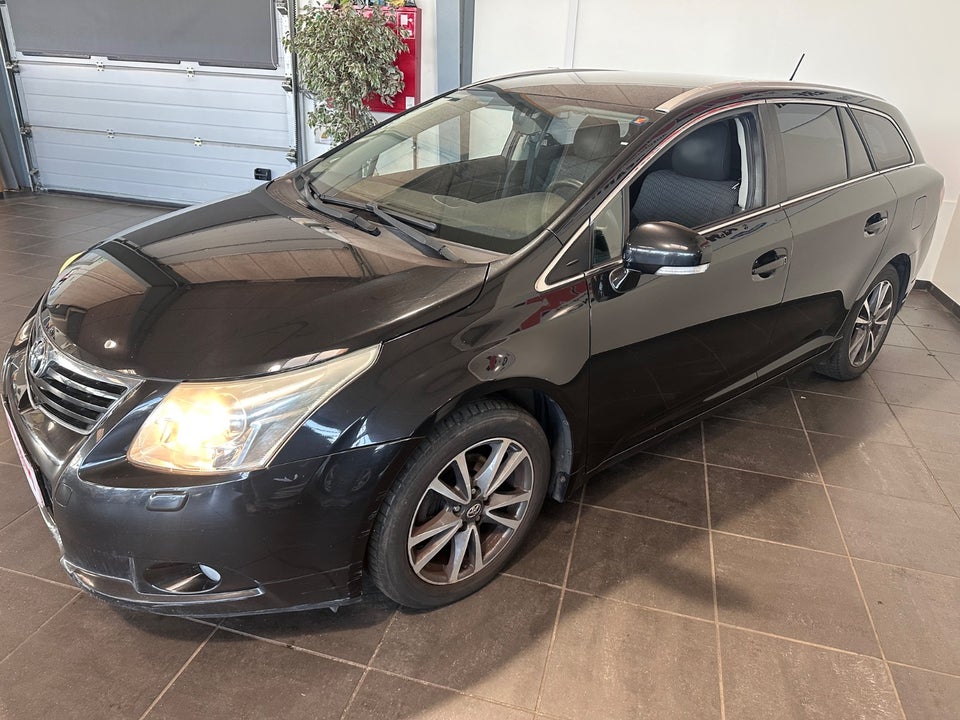 Toyota Avensis 2,0 D-4D T2 stc. 5d