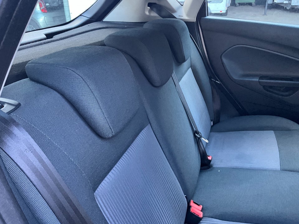Ford Fiesta 1,6 TDCi 90 ECO 5d