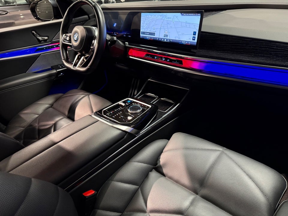 BMW i7 eDrive50 M-Sport 4d