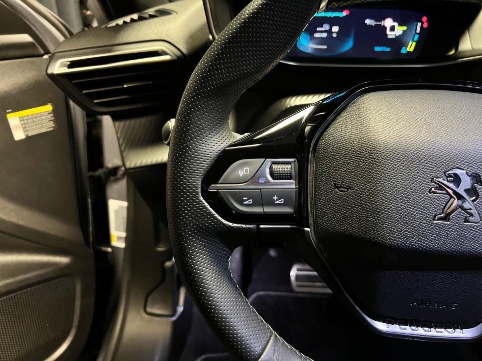 Peugeot e-2008 50 GT 5d