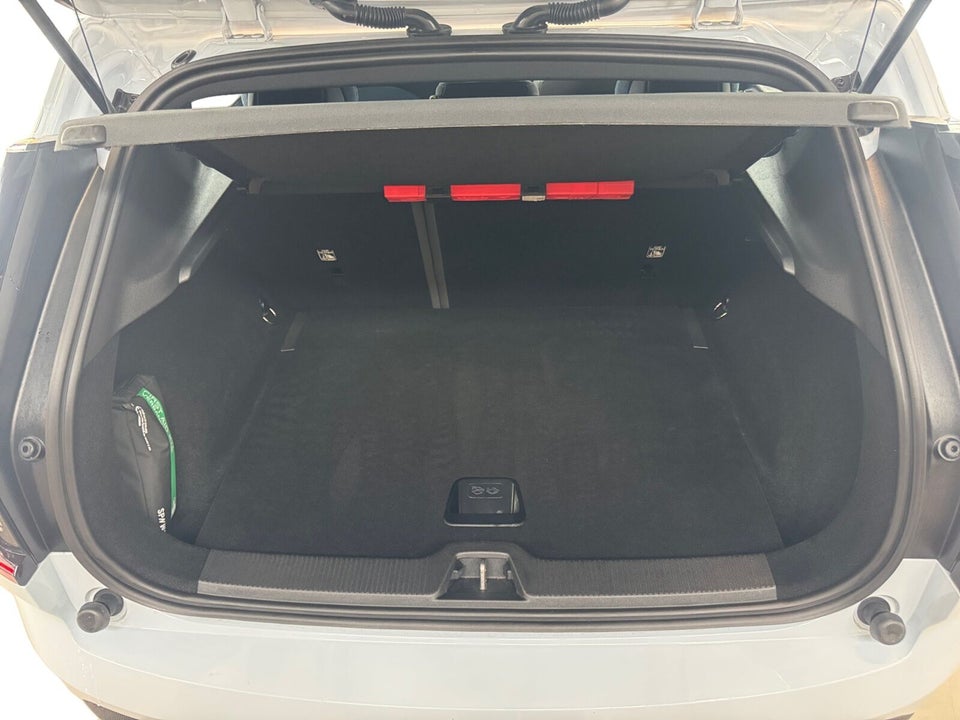 Volvo EX30 Standard Range Core 5d