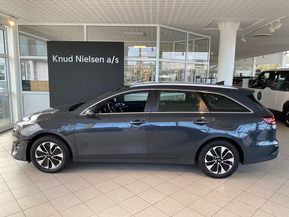 Kia Ceed 1,6 PHEV Prestige SW DCT 5d