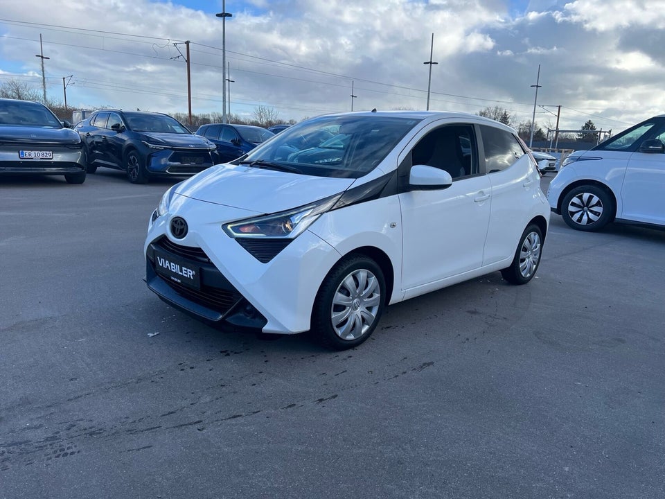 Toyota Aygo 1,0 VVT-i x-pression x-shift 5d