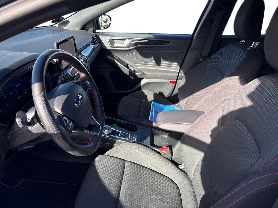 Ford Focus 1,0 EcoBoost ST-Line X stc. aut. 5d
