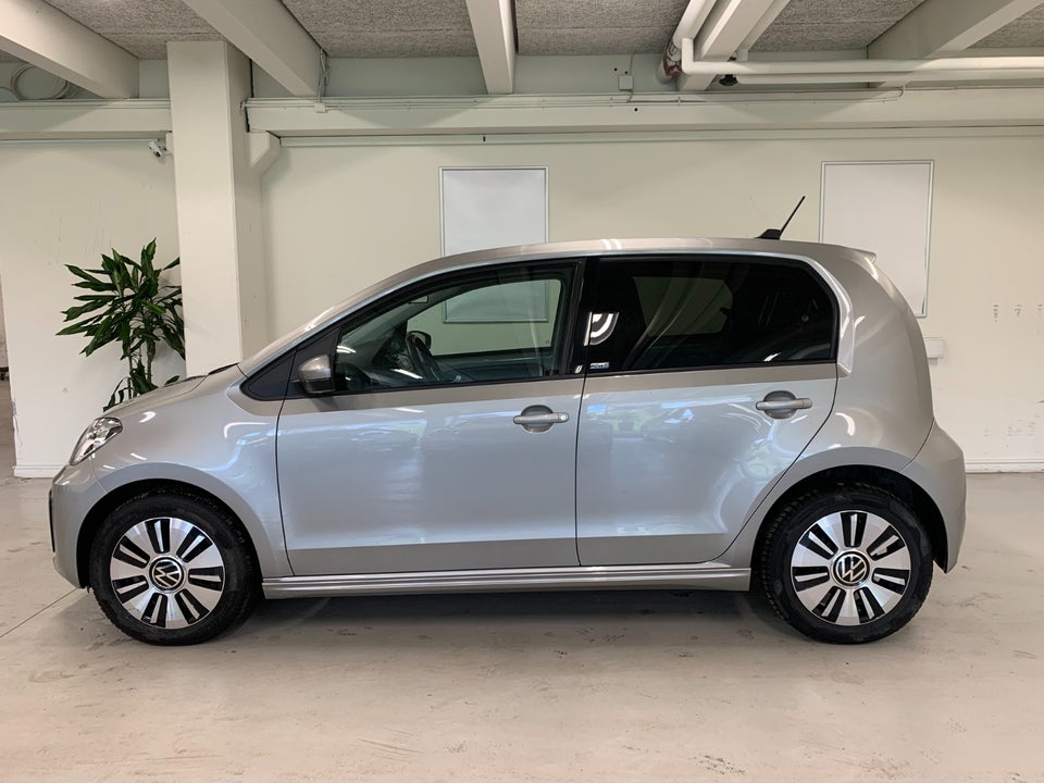 VW e-Up! Move Up! 5d
