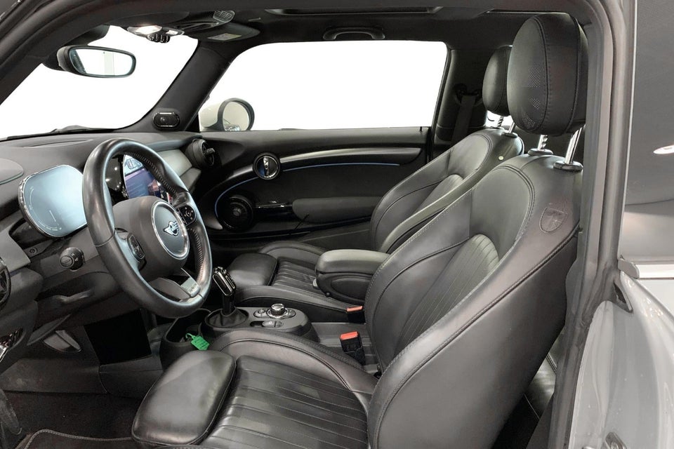 MINI Cooper SE Maximise 3d