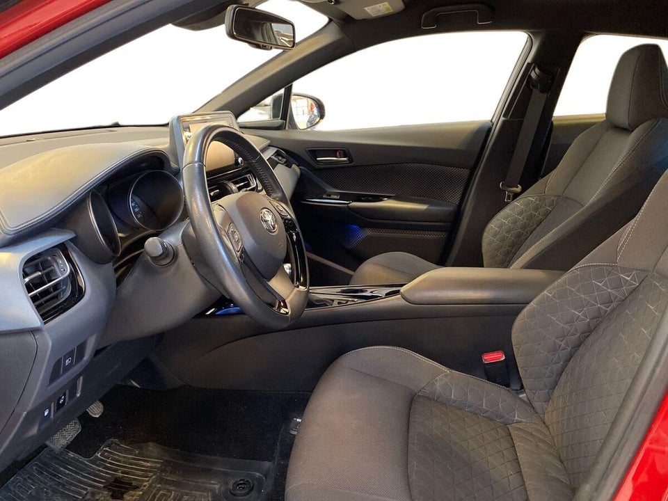 Toyota C-HR 2,0 Hybrid C-LUB Premium CVT 5d