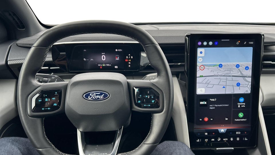 Ford Explorer 79 Premium Extended Range AWD 5d