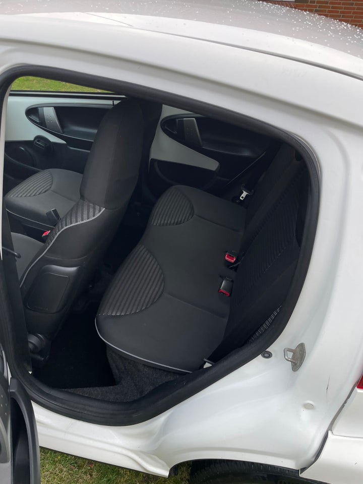 Peugeot 107 1,0 Active 5d