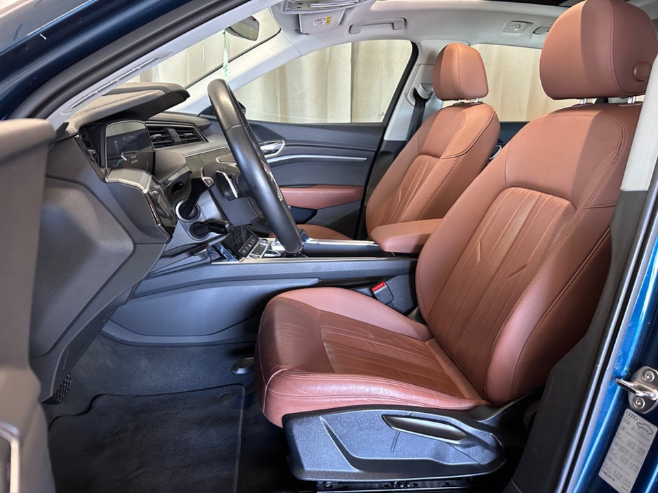 Audi e-tron 50 quattro 5d