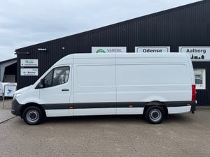 Mercedes Sprinter 317, modelår 2023, 118,000 km