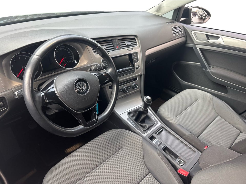 VW Golf VII 1,4 TSi 122 Comfortline BMT 5d