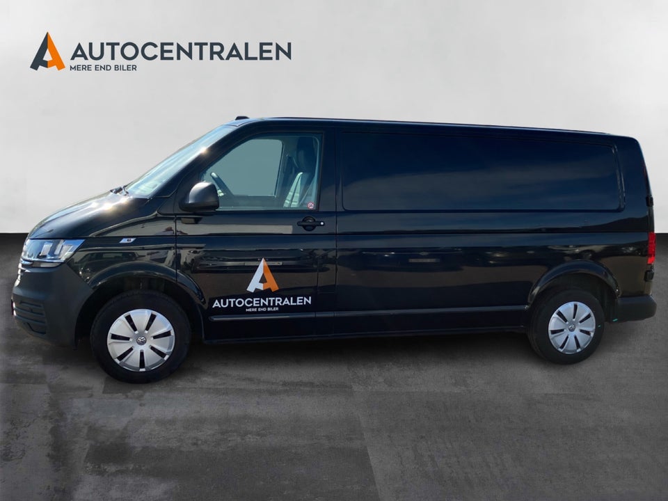 VW Transporter 2,0 TDi 110 Kassevogn lang