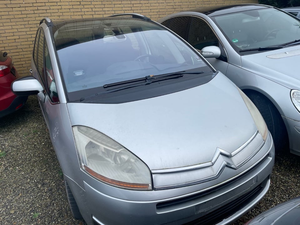 Citroën Grand C4 Picasso 2,0 HDi 138 Exclusive E6G 7prs 5d