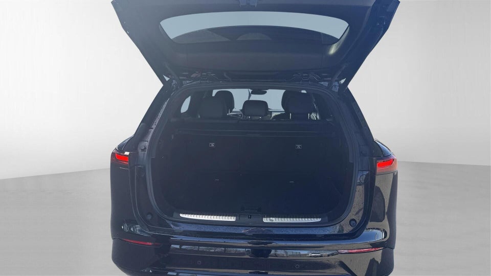 Xpeng G9 Performance Black Edition 5d