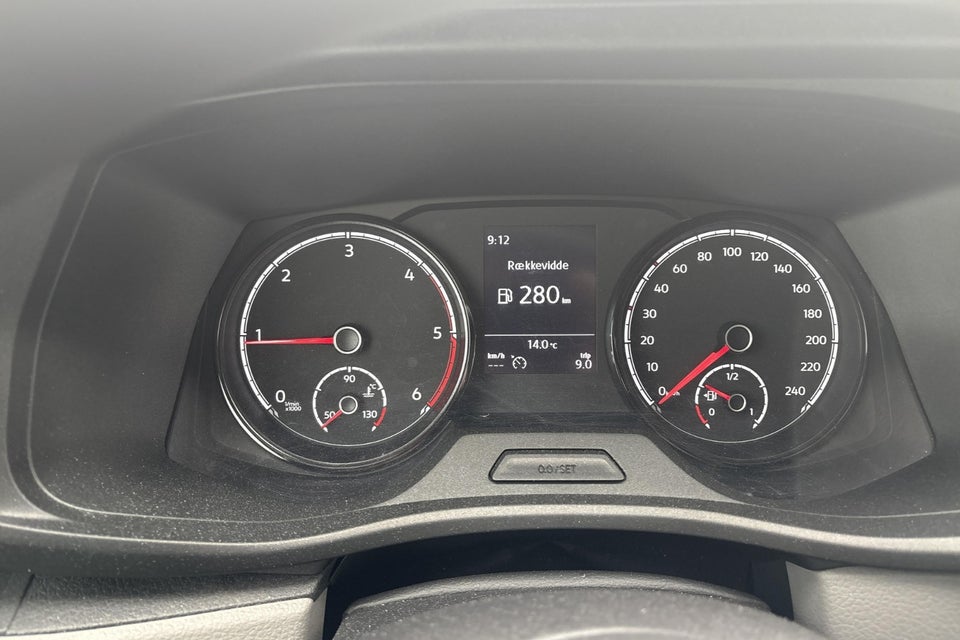 VW Transporter 2,0 TDi 110 Kassevogn lang