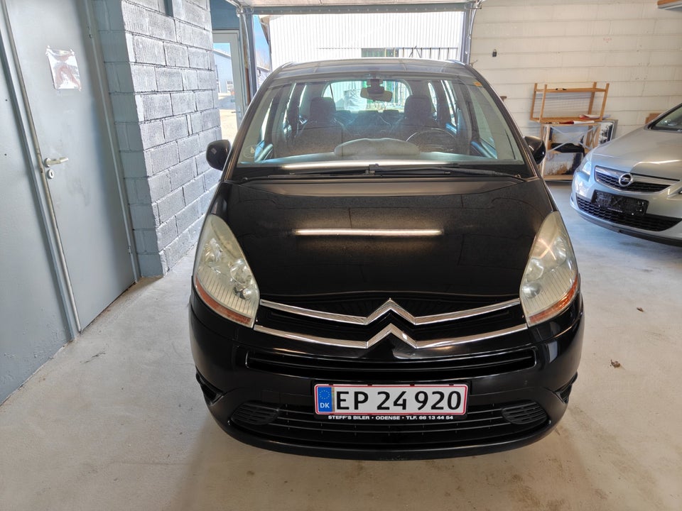 Citroën Grand C4 Picasso 1,8 16V Prestige 7prs 5d