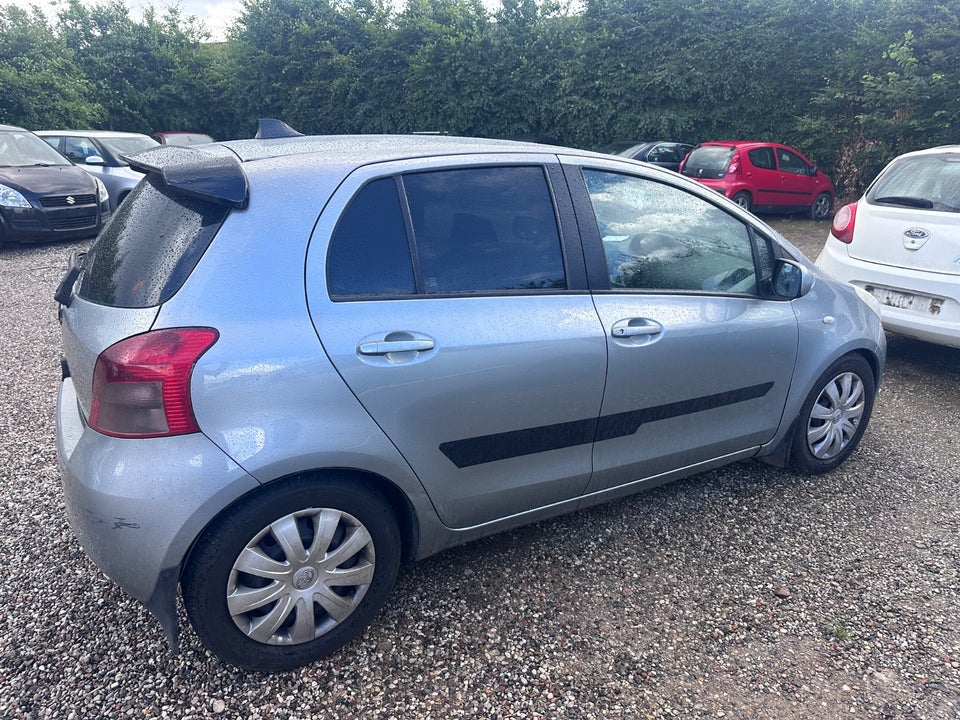 Toyota Yaris 1,4 D-4D Luna 5d