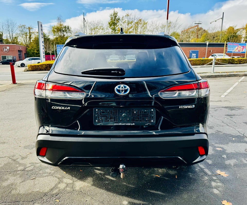 Toyota Corolla Cross 2,0 Hybrid Style CVT 5d