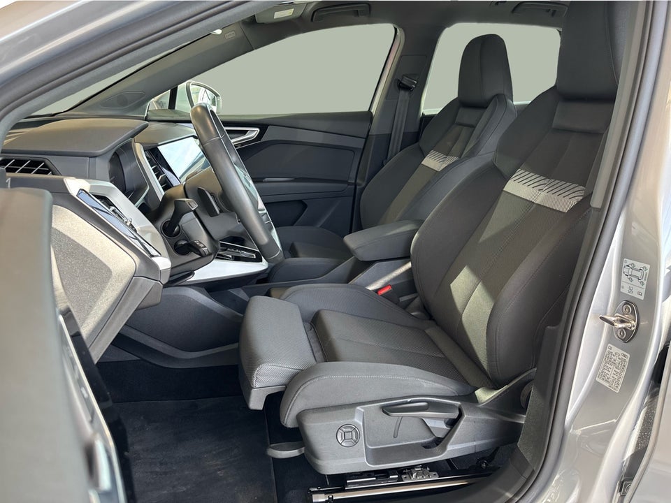 Audi Q4 e-tron 45 Advanced 5d