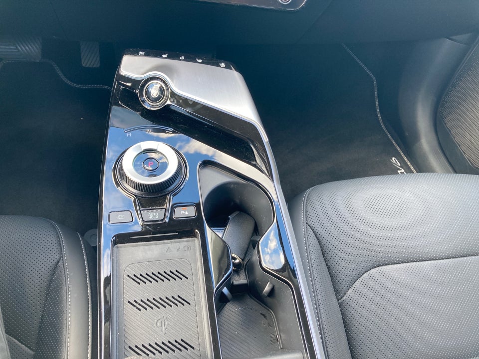 Kia EV6 77 Long Range Upgrade 5d