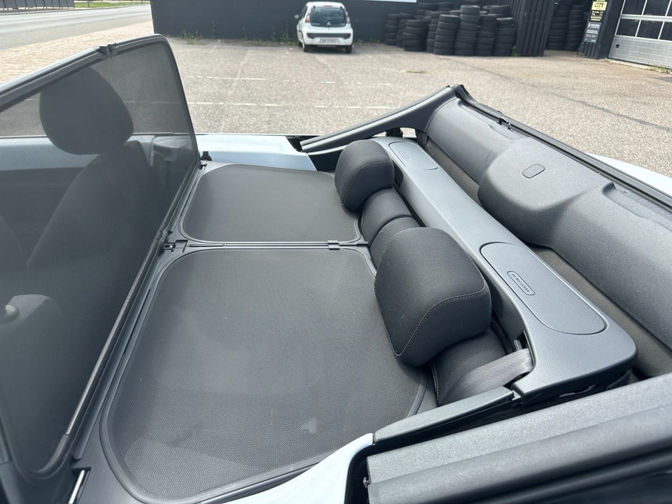 VW The Beetle 1,4 TSi 160 Design Cabriolet DSG 2d