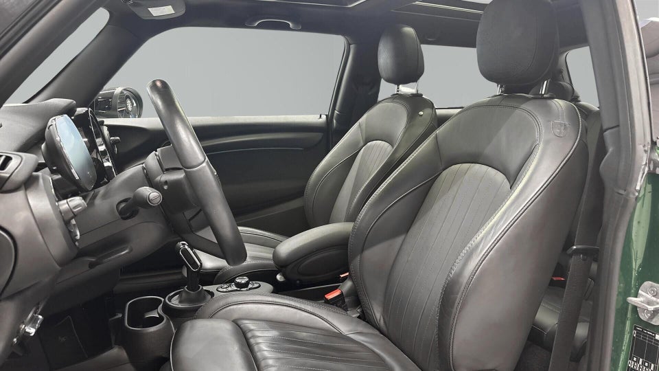 MINI Cooper SE Maximise 3d