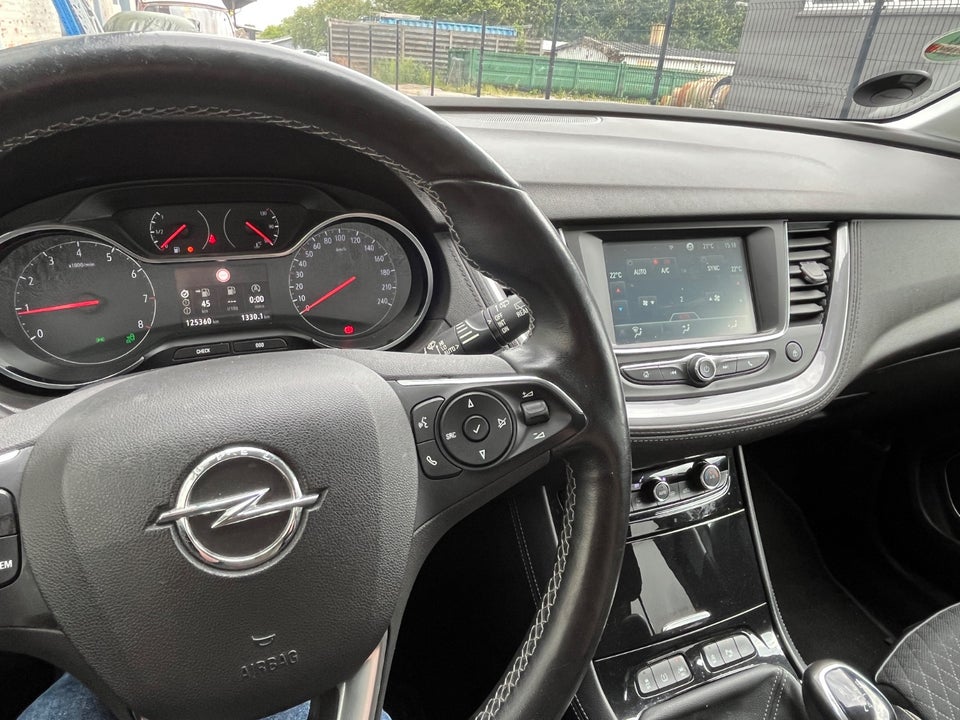 Opel Grandland X 1,2 T 130 Enjoy 5d