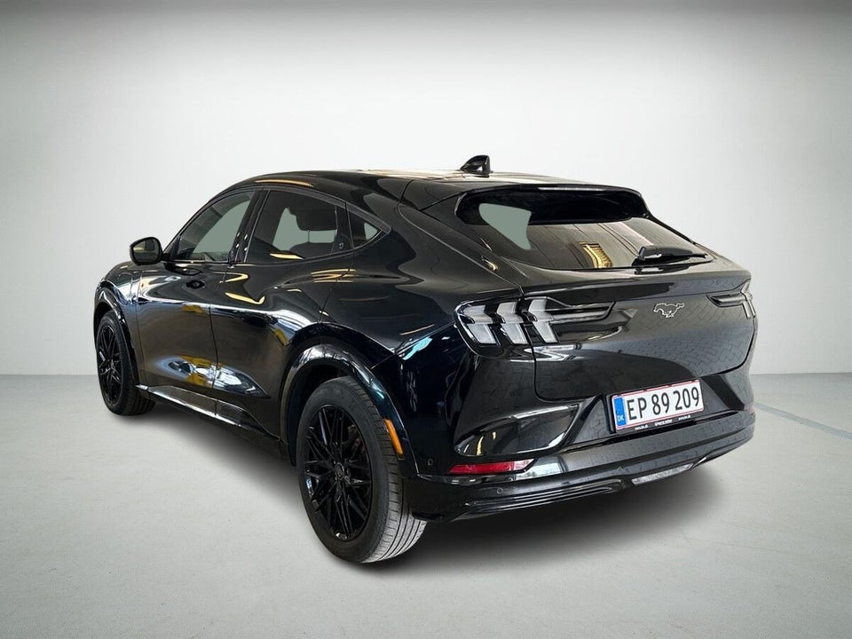 Ford Mustang Mach-E 88 Extended Range AWD 5d