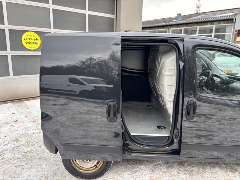 Fiat Fiorino 1,3 MJT 80 Professional MTA Van 5d