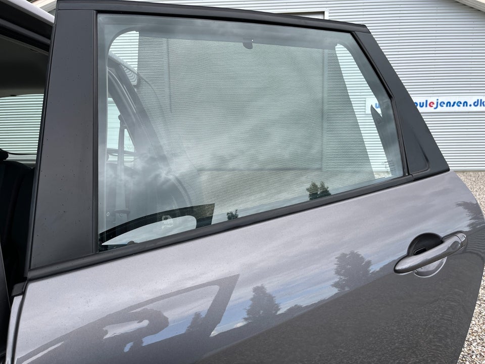 Renault Scenic III 1,6 16V Expression 5d