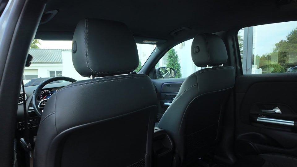 Mercedes EQA250 5d