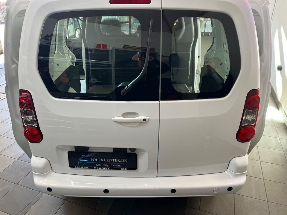 Peugeot Partner 1,6 BlueHDi 100 L1 Premium Van 4d