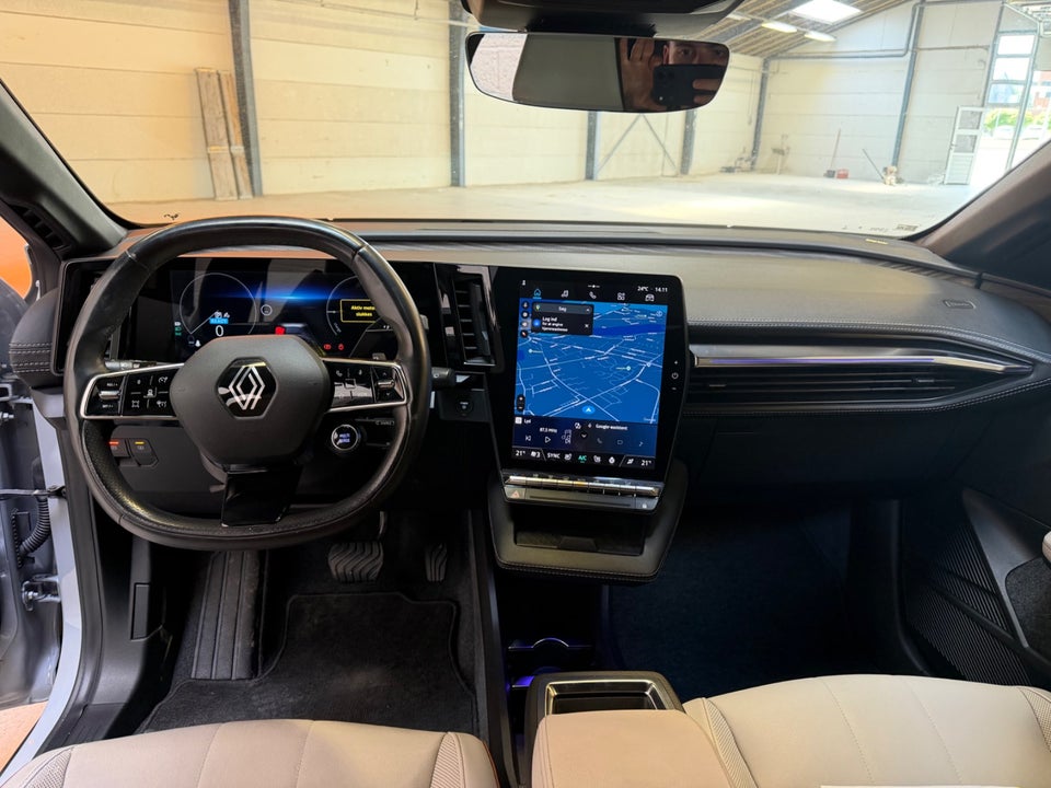 Renault Megane E-Tech 60 Iconic 5d
