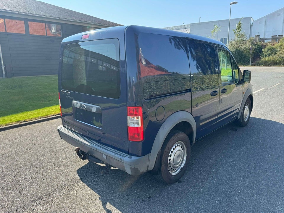 Ford Transit Connect 1,8 TDCi 75 200S 4d