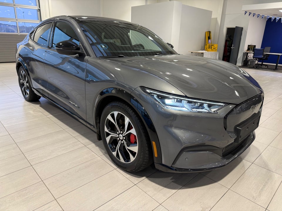 Ford Mustang Mach-E 98 Extended Range AWD 5d