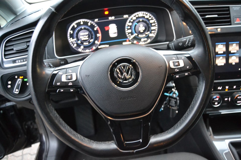 VW Golf VII 1,4 TSi 125 Comfortline 5d