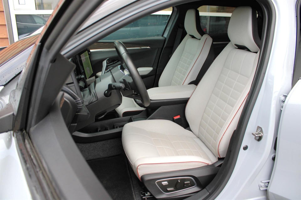 Renault Megane E-Tech 60 Iconic 5d