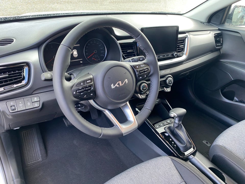 Kia Stonic 1,0 T-GDi Prestige DCT 5d