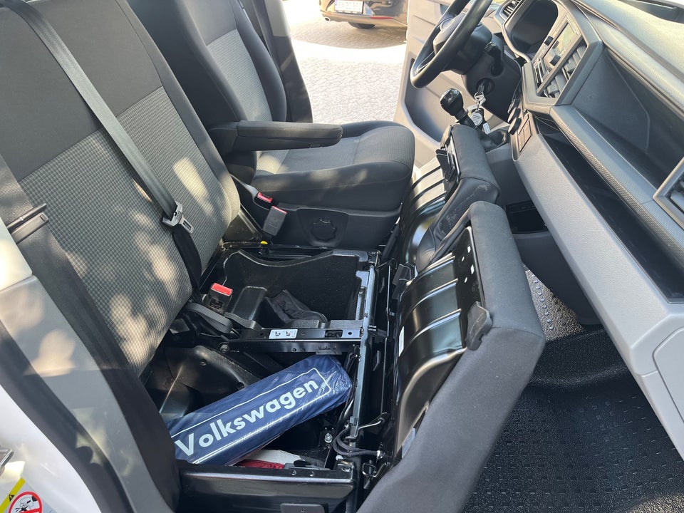 VW Transporter 2,0 TDi 110 Ladvogn lang