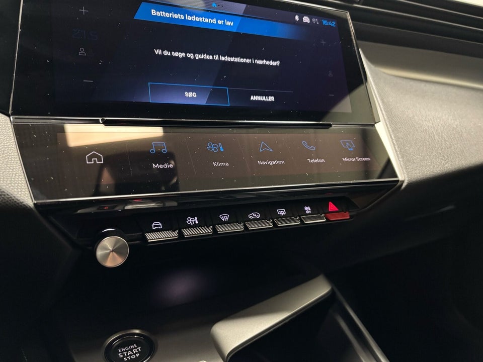 Peugeot e-308 54 GT SW 5d