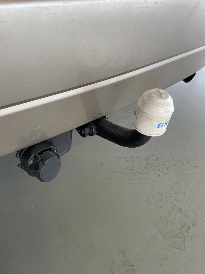 Suzuki Liana 1,6 GLX 5d