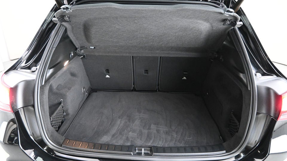 Mercedes GLA250 e 1,3 Business aut. 5d