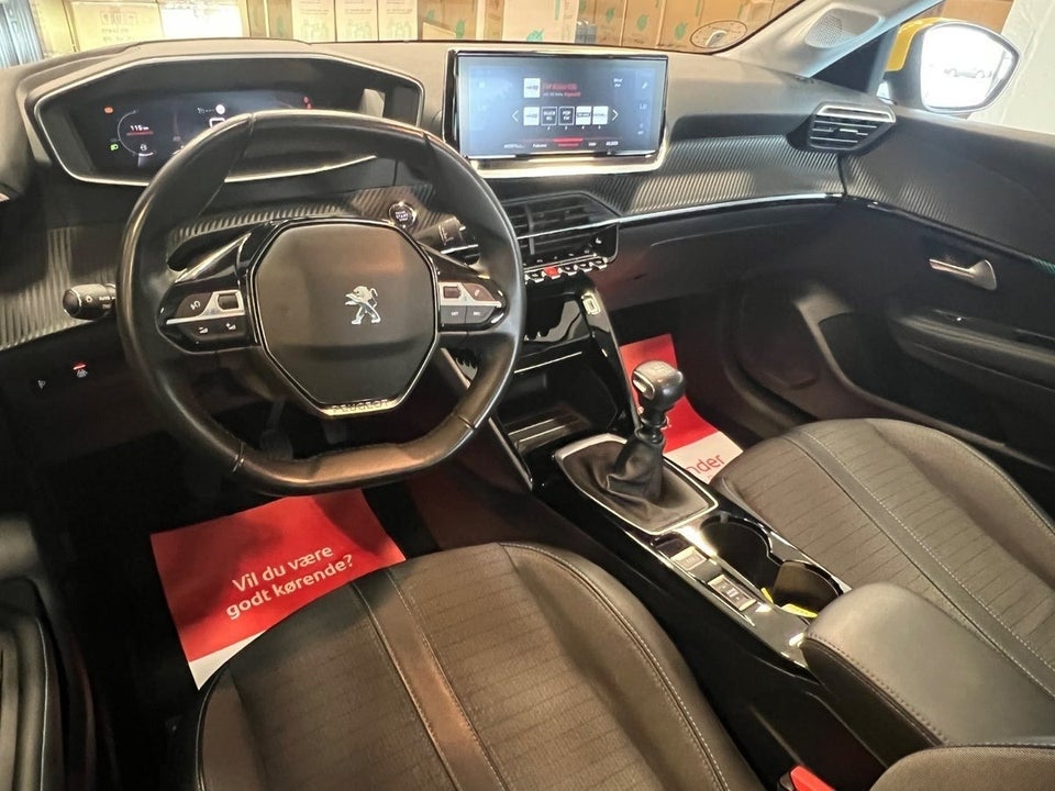 Peugeot 208 1,2 PureTech 100 Allure Sky 5d