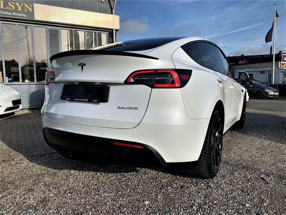 Tesla Model Y Performance AWD 5d