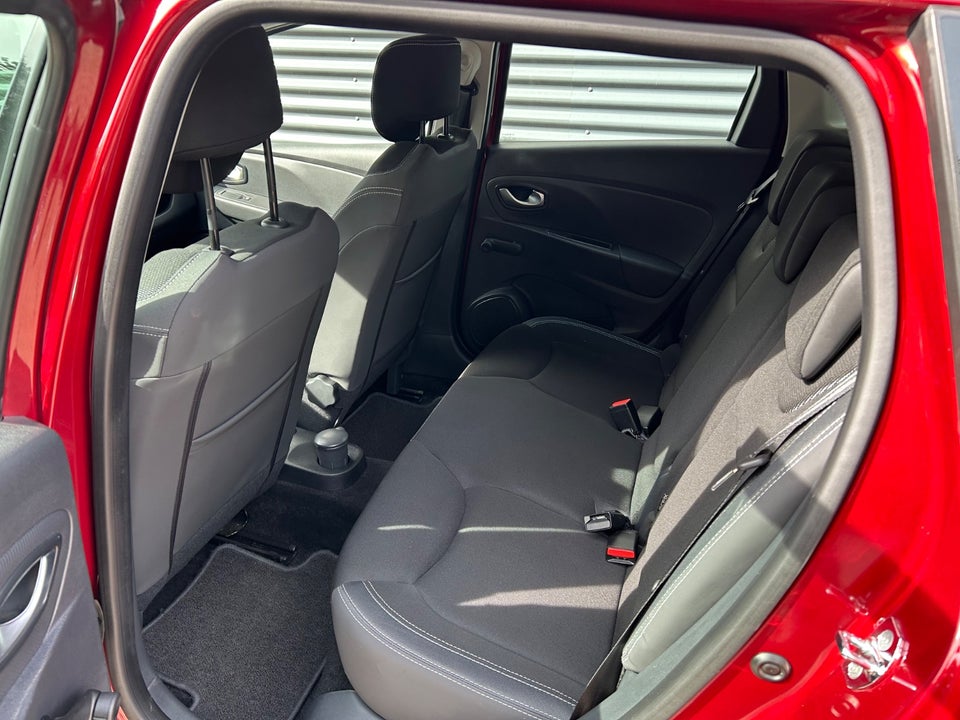 Renault Clio IV 0,9 TCe 90 Zen Sport Tourer 5d